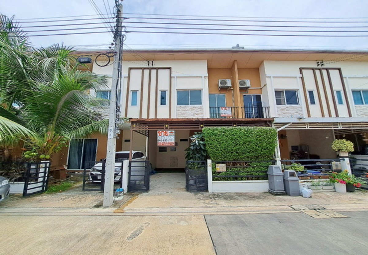For SaleTownhome : ขายทาวน์เฮ้าส์ หมู่บ้านพลีโน่ สุขสวัสดิ์ 66 เนื้อที่ 19.3 ตร.ว. 2 ชั้น 3 นอน 2 น้ำ พร้อมอยู่ ราคาต่อรองได้