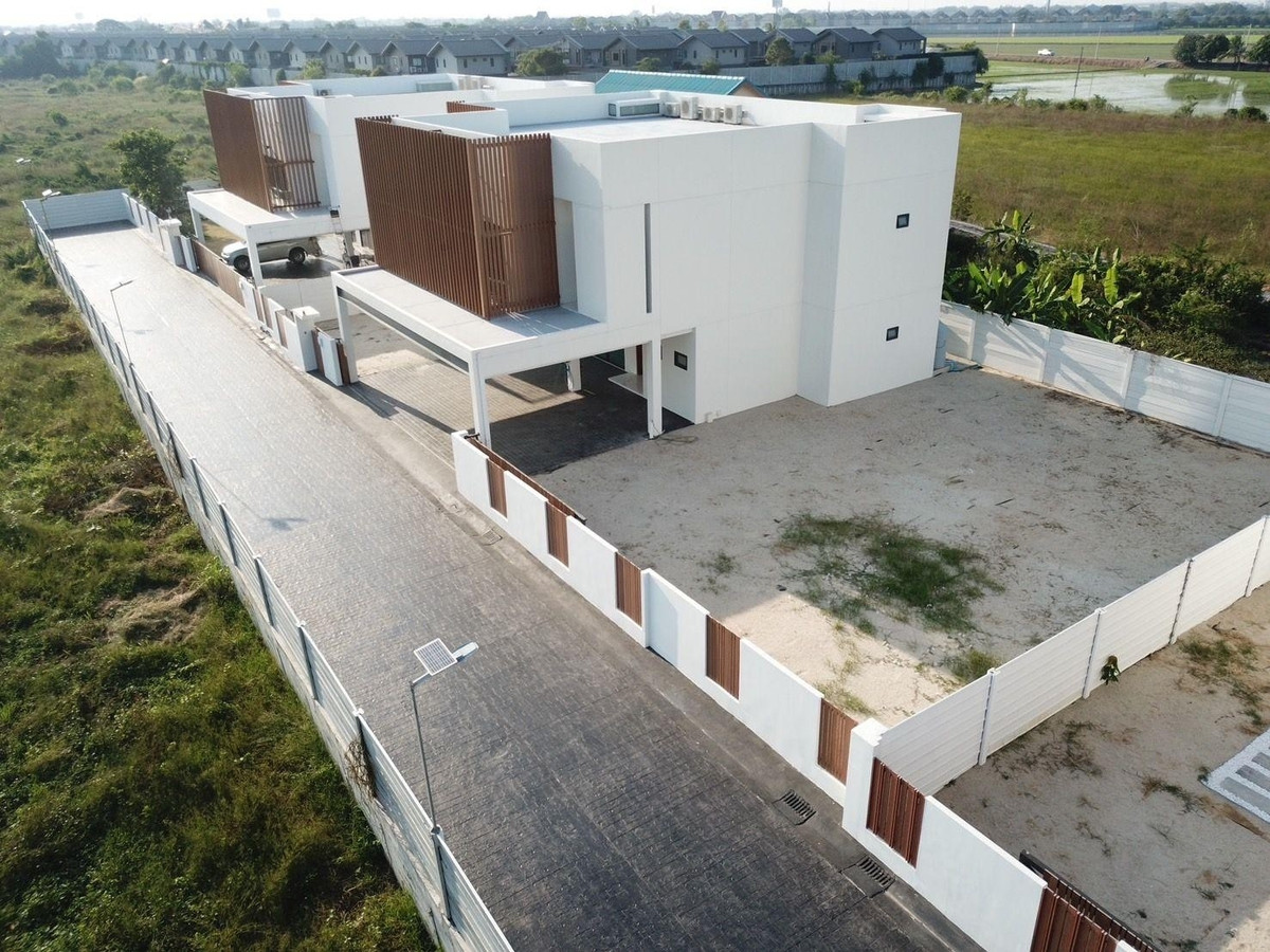 For SaleHousePathum Thani,Rangsit, Thammasat : 87315 - 2-story detached house for sale for project in Pathum area - empty house with rooftop, good value, best price in this area.