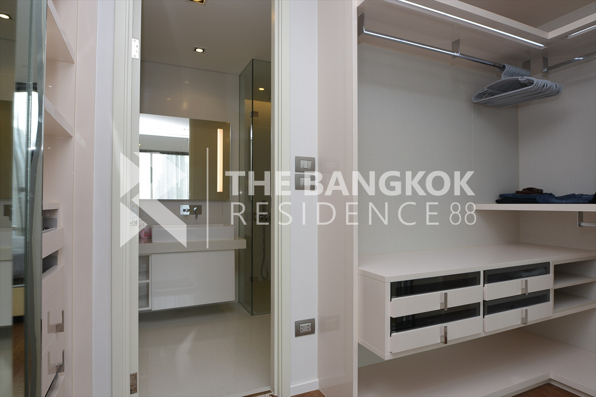 ขายคอนโดสาทร นราธิวาส : 🔥 ด่วน! 📌ยูนิตสุดท้าย The Bangkok Sathorn ใกล้ BTS สุรศักดิ์