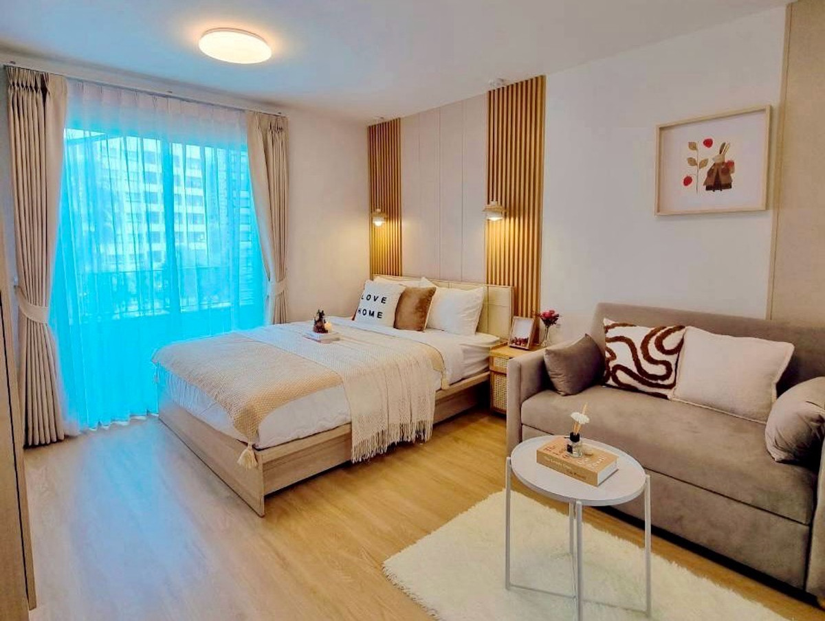 For SaleCondoOnnut, Udomsuk : The room was completely redone. Suitable for investing, renting out or living in yourself.