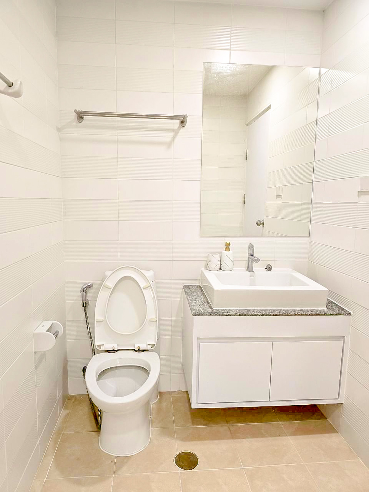 ขายคอนโดพัฒนาการ ศรีนครินทร์ : K-6650  BEST DEAL🔥🔥 !! ขาย ห้องรีโนเวทใหม่ พร้อมอยู่ The Iris ศรีนครินทร์ พระราม 9 ทำเลดี ใกล้ ศรีนครินทร์ - พระราม 9 - พัฒนาการ