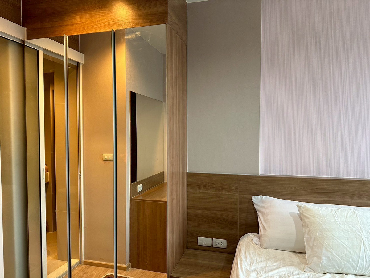 ให้เช่าคอนโดสาทร นราธิวาส : Hot Price 🔥 Highfloor Rhythm Sathorn 1bed 35 Sqm Fullyfurnish 18,000- 