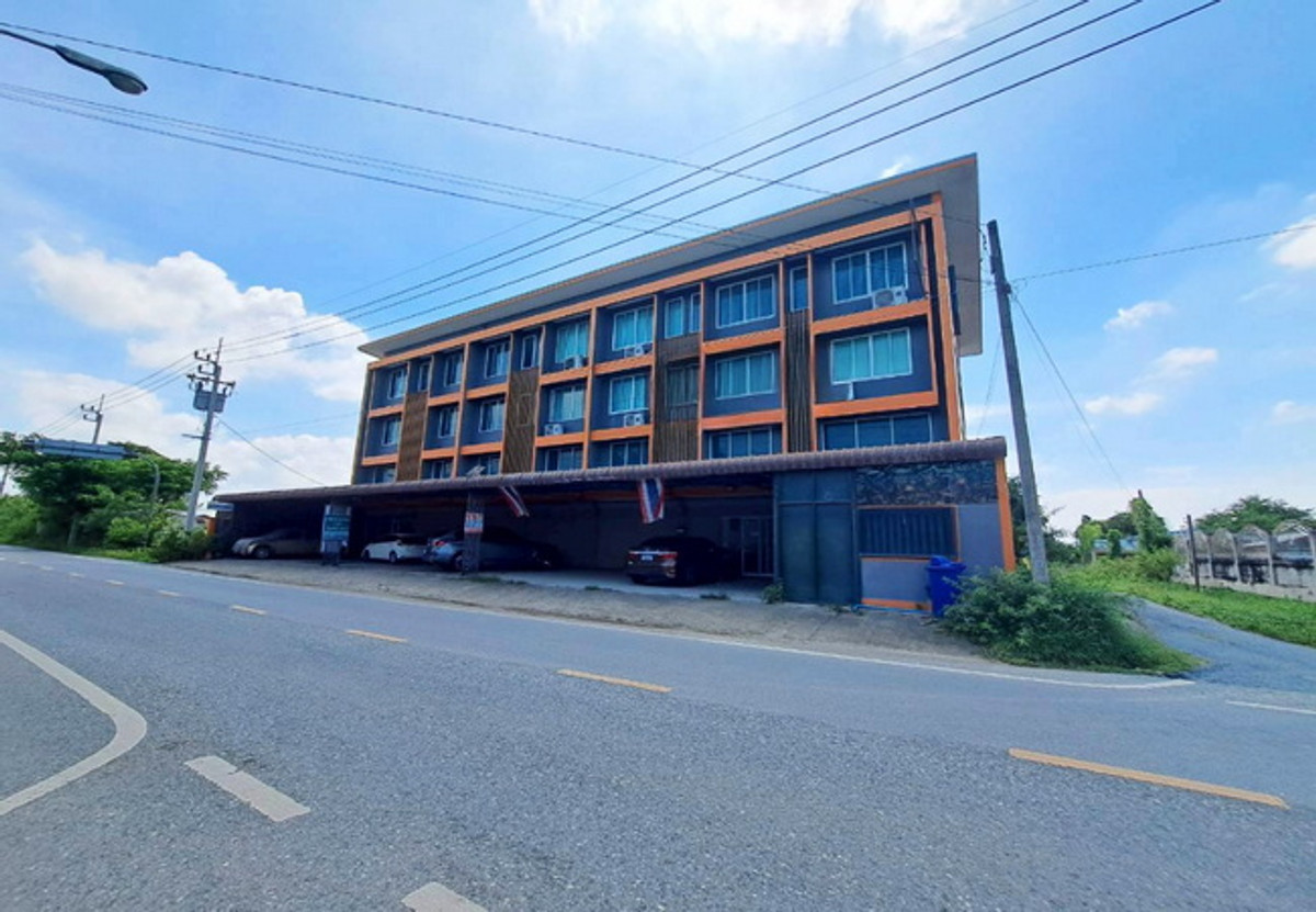 ขายอาคารพาณิชย์นนทบุรี บางใหญ่ บางบัวทอง : ขายอาคารพาณิชย์ 4 คูหา และที่ดินเปล่าถมแล้ว 1-0-14.4 ไร่ ติดถนนบ้านกล้วย-ไทรน้อย ราคาต่อรองได้