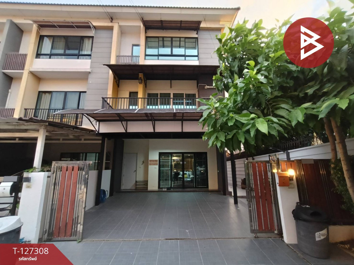 For SaleTownhomeLadkrabang, Suwannaphum Airport : Townhome for sale, The Connect UP 3 Village, Chaloem Phrakiat 67 (The Connect UP 3), Bangkok.
