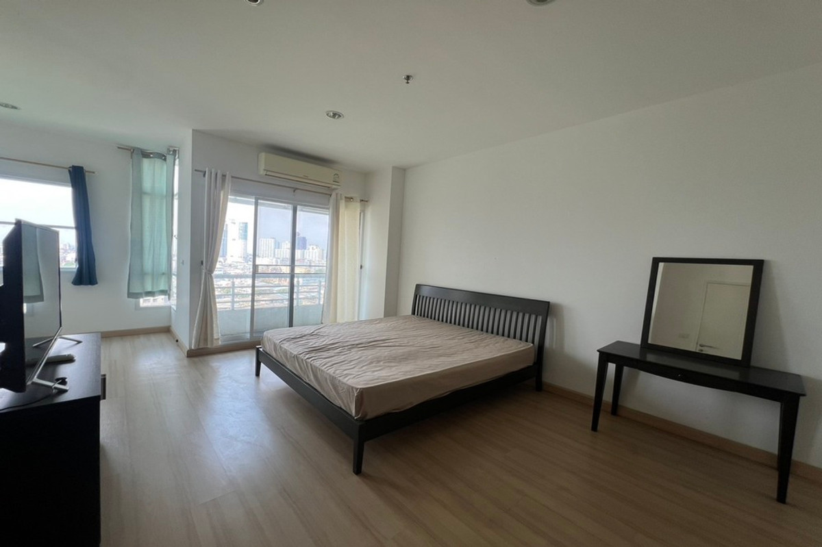 For SaleCondoPattanakan, Srinakarin : 🔥 For Sale !! high floor 10++, Good location, Convenient travel!! 🔥 Code C20251100043..........The Four Wings Residence, 3 bedroom, 3 bathroom, furnished, Special Deal!!📣📣