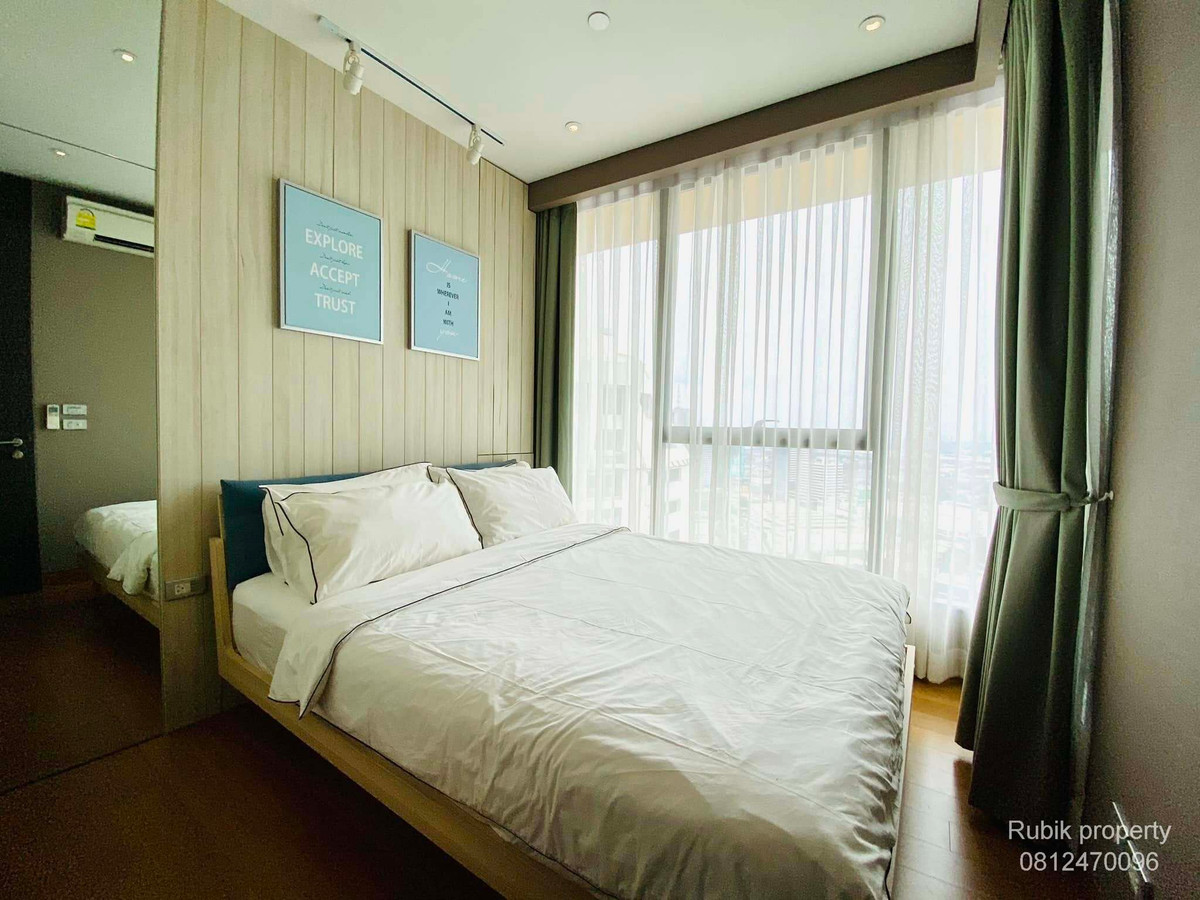 CondoSukhumvit, Asoke, Thonglor : RB1455 🌟 The Lumpini 24 – Condo For Rent / Sale / Chao Phraya River view, extra high floor 🌟 Luxury condo in the heart of Sukhumvit 24, near BTS Phrom Phong – Emporium – EmQuartier.