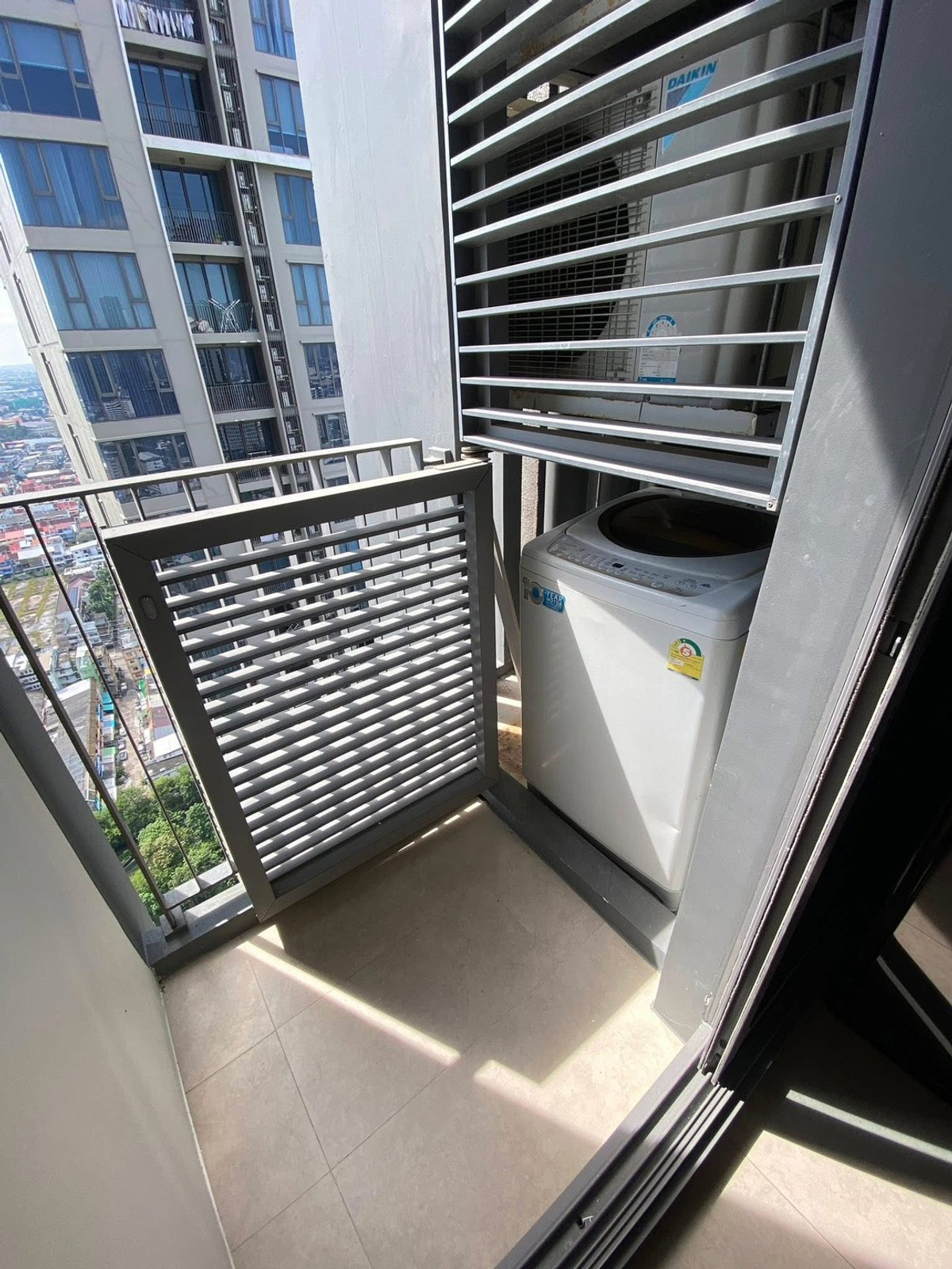 For RentCondoOnnut, Udomsuk : For rent ✨ Whizdom Connect Sukhumvit ✨ Beautifully decorated, fully furnished, with appliances, near Punnawithi BTS station.