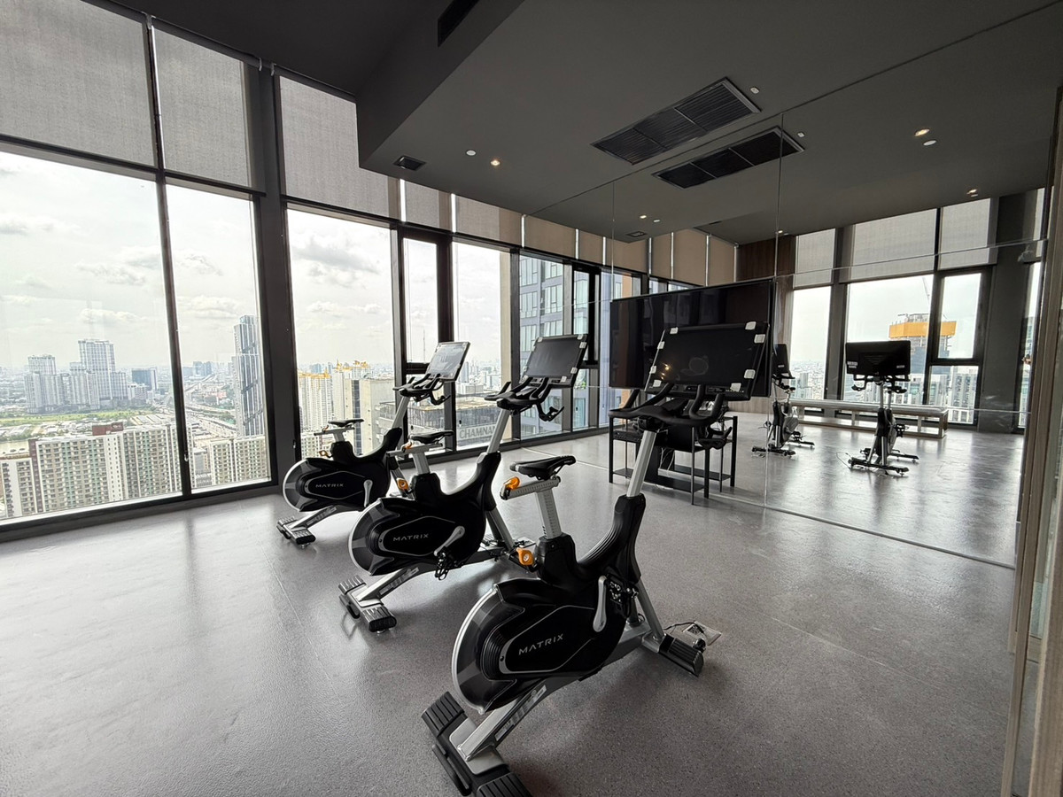 ให้เช่าคอนโดพระราม 9 เพชรบุรีตัดใหม่ RCA :  🔥ให้เช่าด่วน🔥โนเบิล นิว ดิสทริค อาร์ไนน์ คอนโดใหม่ ห้องกว้าง วิวสวย พร้อมเข้าอยู่ ใกล้ MRT พระราม 9