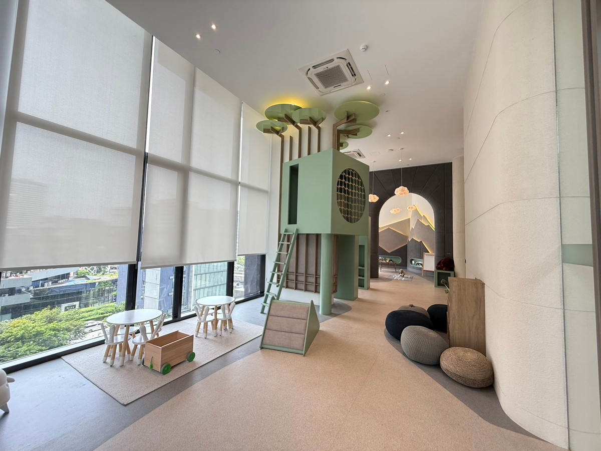 ให้เช่าคอนโดพระราม 9 เพชรบุรีตัดใหม่ RCA :  🔥ให้เช่าด่วน🔥โนเบิล นิว ดิสทริค อาร์ไนน์ คอนโดใหม่ ห้องกว้าง วิวสวย พร้อมเข้าอยู่ ใกล้ MRT พระราม 9