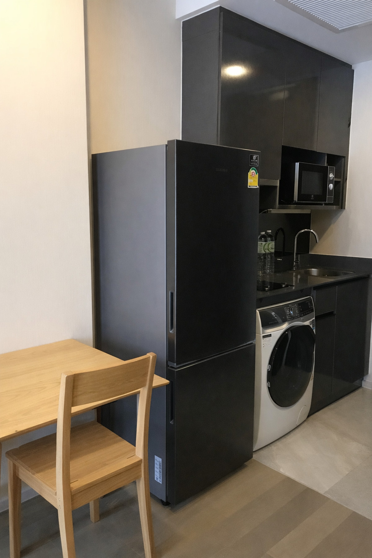 For RentCondoSukhumvit, Asoke, Thonglor : For rent Ashton Asoke, beautifully decorated room, ready to move in, elegant, beautiful view.