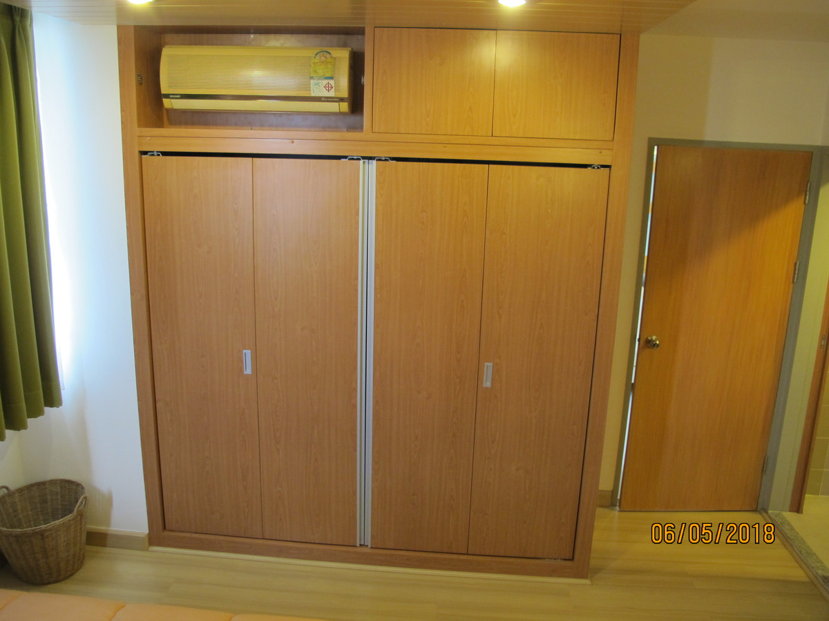 For RentCondoKasetsart, Ratchayothin : Supalai Park Phahon 60 sq.m. Please add LINE ID @806qphgn o8415o5483 