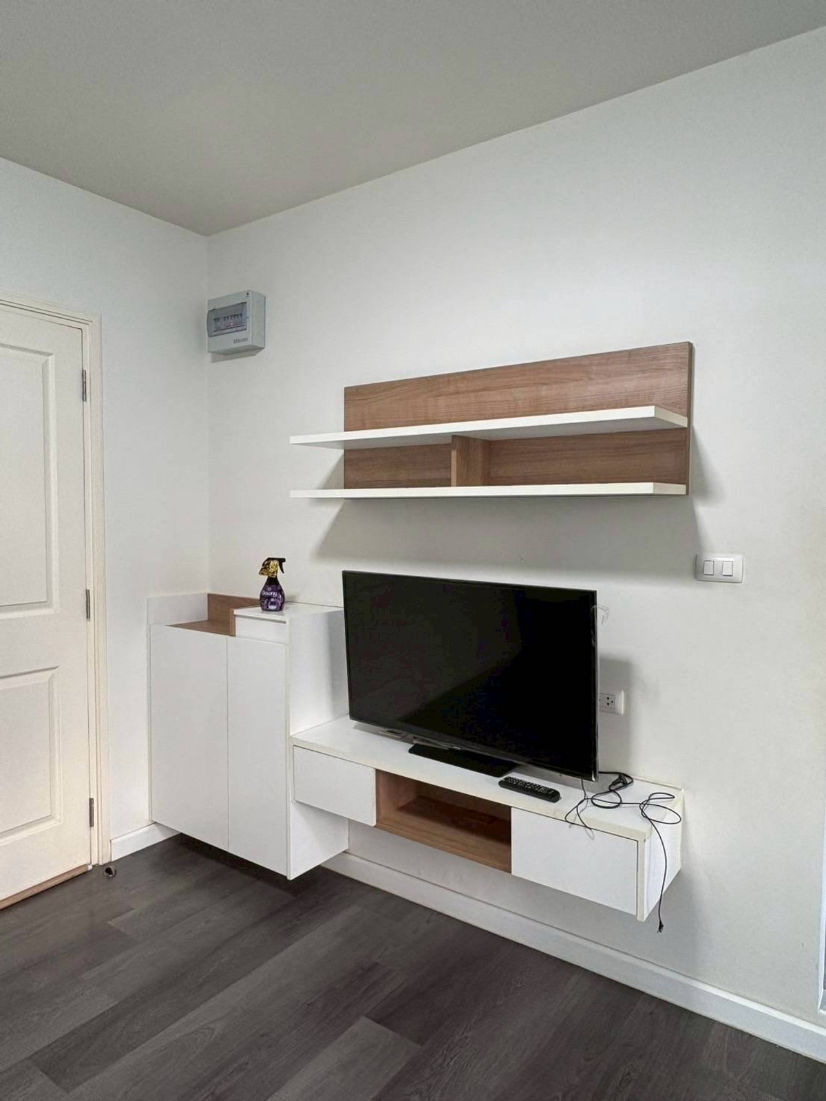 For SaleCondo : 🌟ดีคอนโด แคมปัส บางแสน ห้อง 29.82 ตร.ม. พร้อมอยู่ ผู้เช่า 8,000/ด. ตารางานลงทุน คุ้มสุดในโซนบางแสน‼️ 1.75 ลบ. 📞065-5639565