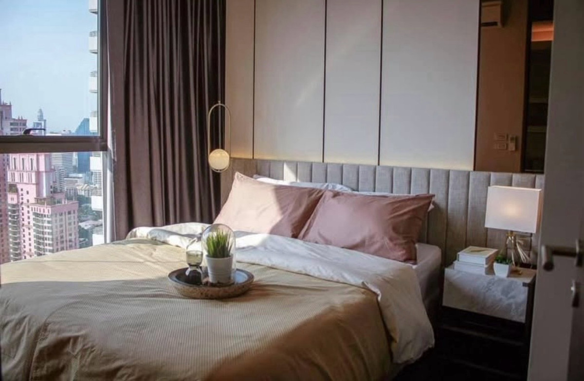 For RentCondoSukhumvit, Asoke, Thonglor : For rent The Lumpini 24, beautiful room, high floor, city view, very good price.