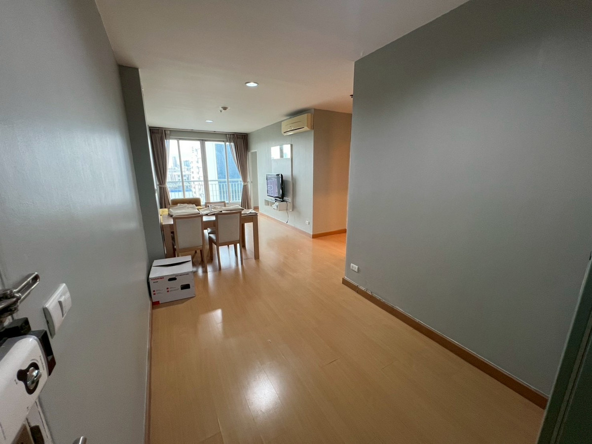 ให้เช่าคอนโดรัชดา ห้วยขวาง : Life @ Ratchada-Huai Khwang : ไลฟ์ แอท รัชดา-ห้วยขวาง 2ห้องนอน ใหญ่สุด (หายาก)