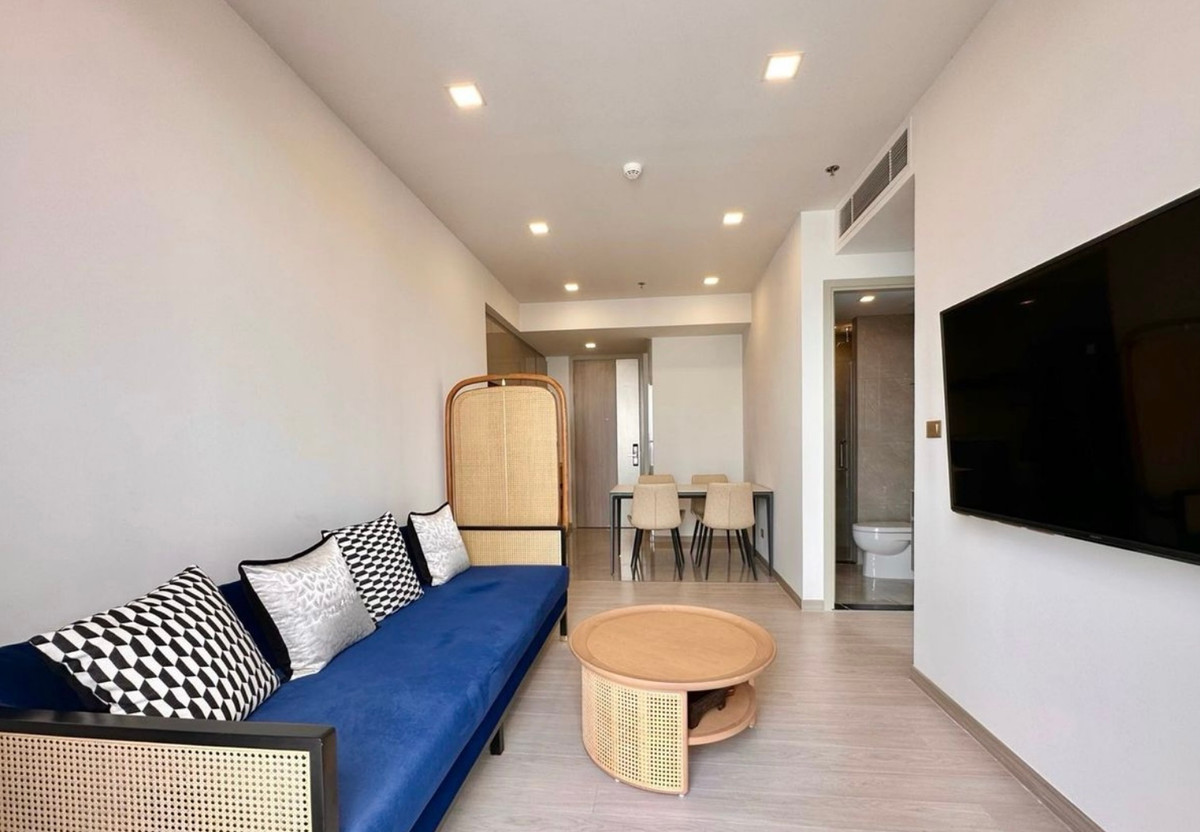 For SaleCondoRama9, Petchburi, RCA : For sale: One Nine Five Asoke - Rama 9, beautiful, fully furnished, high floor, near MRT Rama 9. If interested, contact Line @841qqlnr