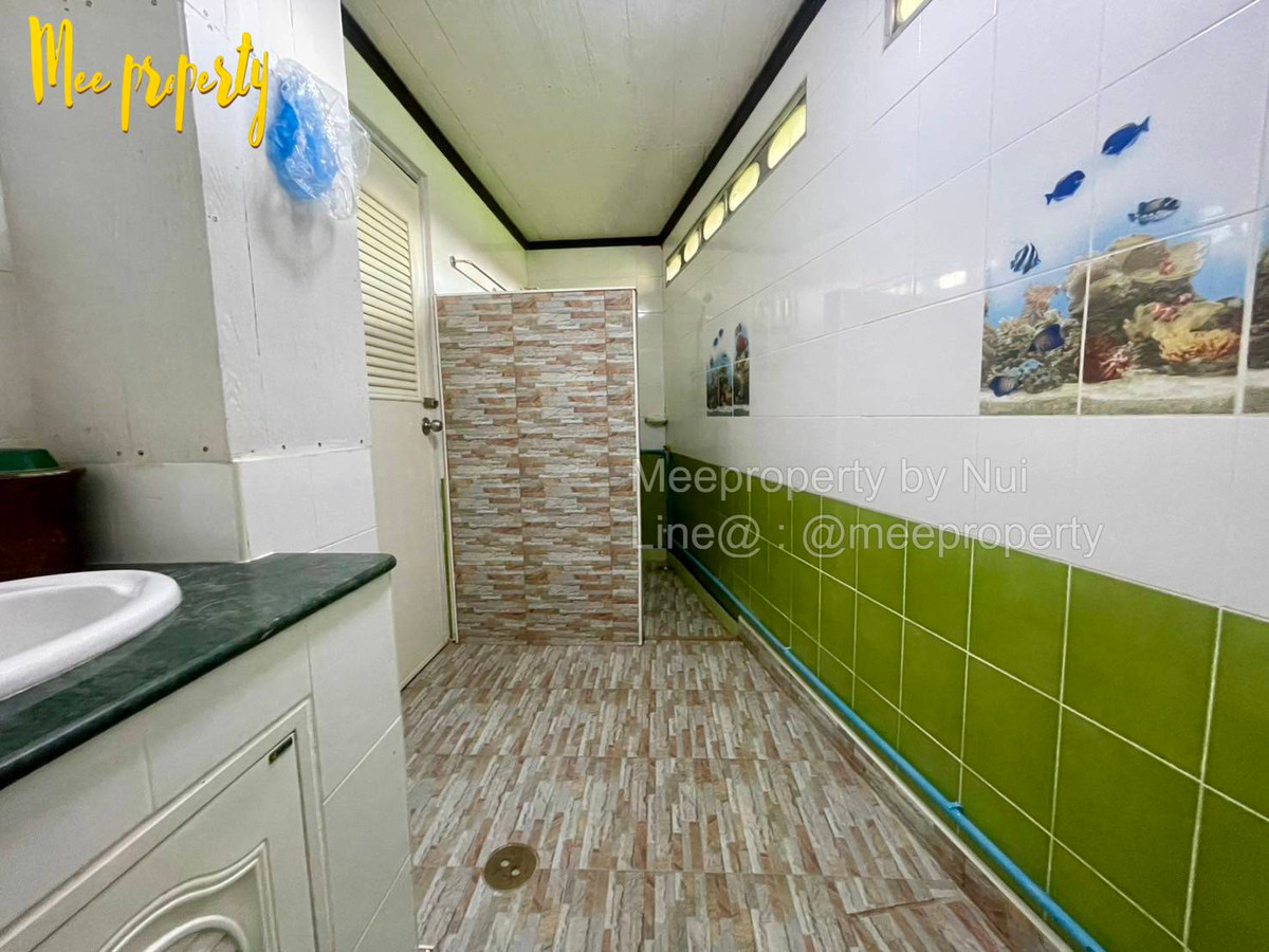 For SaleHousePhutthamonthon, Salaya : 🚨 #2-storey detached house for sale #Corner plot!! Golden opportunity, dont miss it! 🚨Size 36.8 square meters 💥 💥 Usable area 140 square meters! Phra Pin Village 2 Boromarajonani 68 ME-219