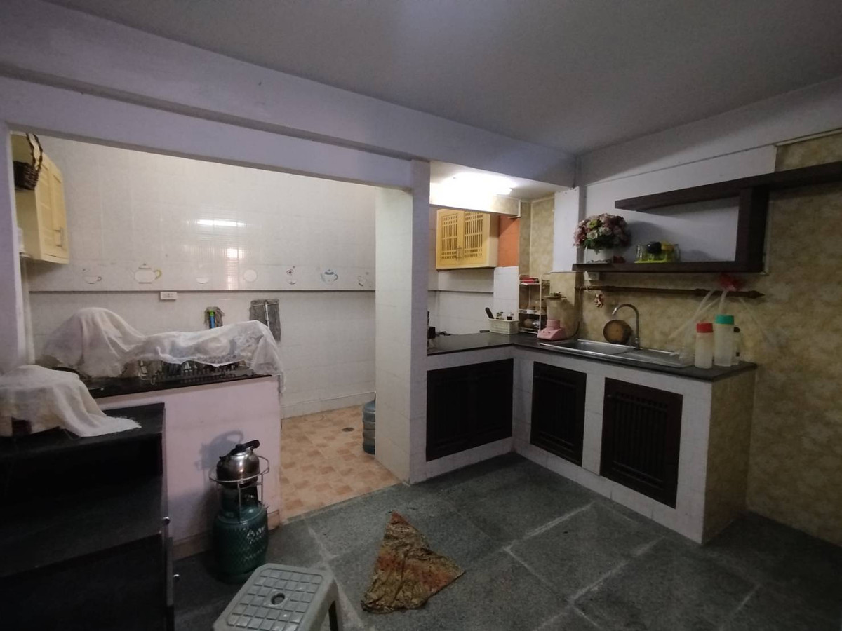 For SaleTownhomePathum Thani,Rangsit, Thammasat : Townhouse for sale Nanthana Garden Village, Rangsit, Mueang Pathum Thani District, 18 sq m.