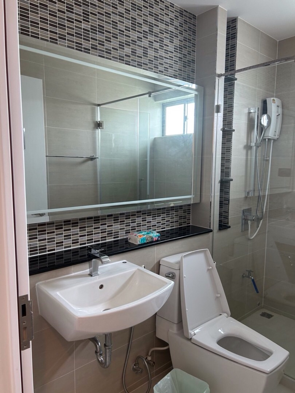 บ้านมีนบุรี-ร่มเกล้า : ขายและให้เช่า เพอเฟคเพลส Masterpiece Century รามคำแหง164 เนื้อที่250ตารางวา