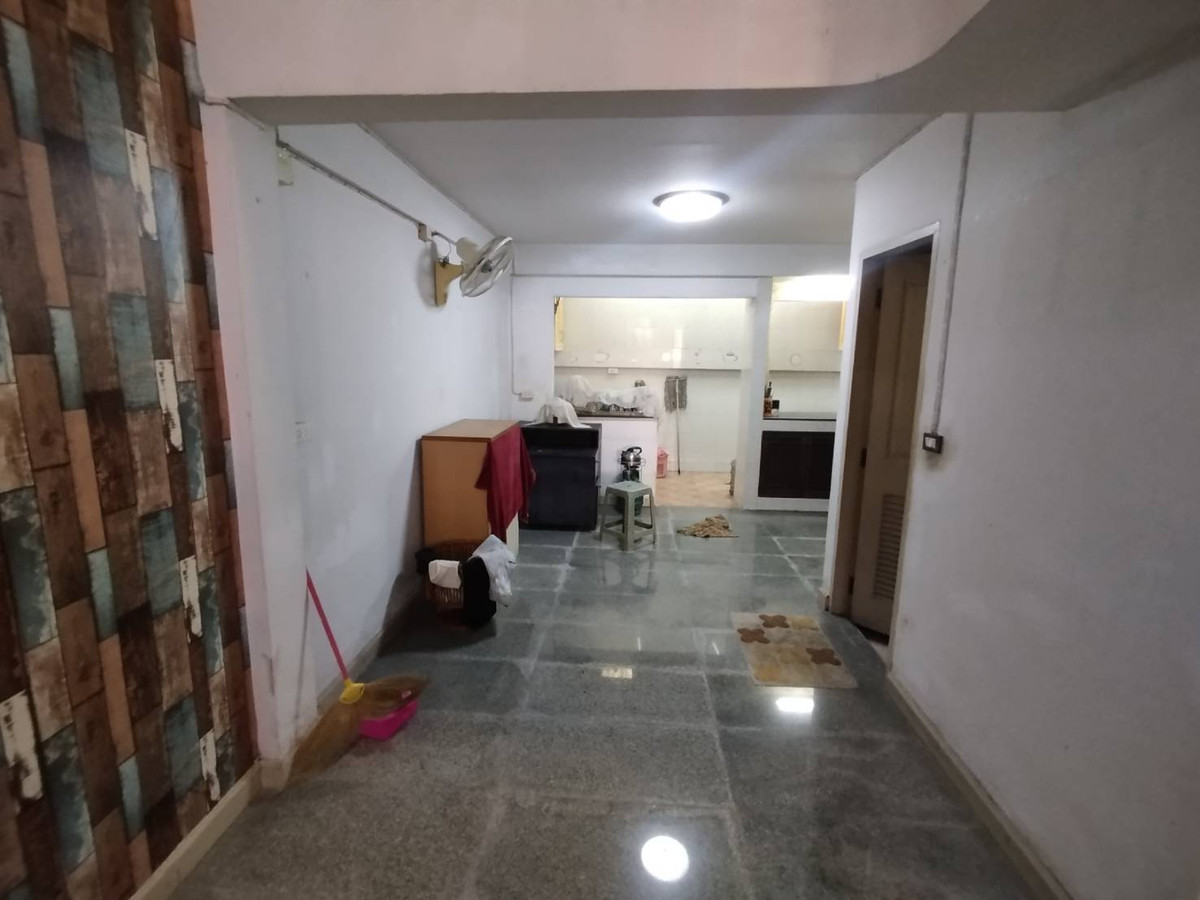 For SaleTownhomePathum Thani,Rangsit, Thammasat : Townhouse for sale Nanthana Garden Village, Rangsit, Mueang Pathum Thani District, 18 sq m.