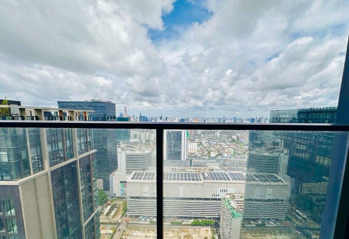 For SaleCondoRama9, Petchburi, RCA : For sale: One Nine Five Asoke - Rama 9, beautiful, fully furnished, high floor, near MRT Rama 9. If interested, contact Line @841qqlnr