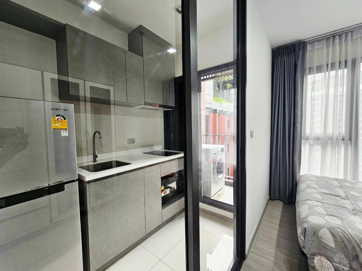 ให้เช่าคอนโดพระราม 9 เพชรบุรีตัดใหม่ RCA : 🔥ให้เช่าด่วน🔥ไลฟ์ อโศก ไฮป์ เฟอร์นิเจอร์ครบพร้อมเข้าอยู่ เพียง 300 เมตร จาก MRT พระราม 9