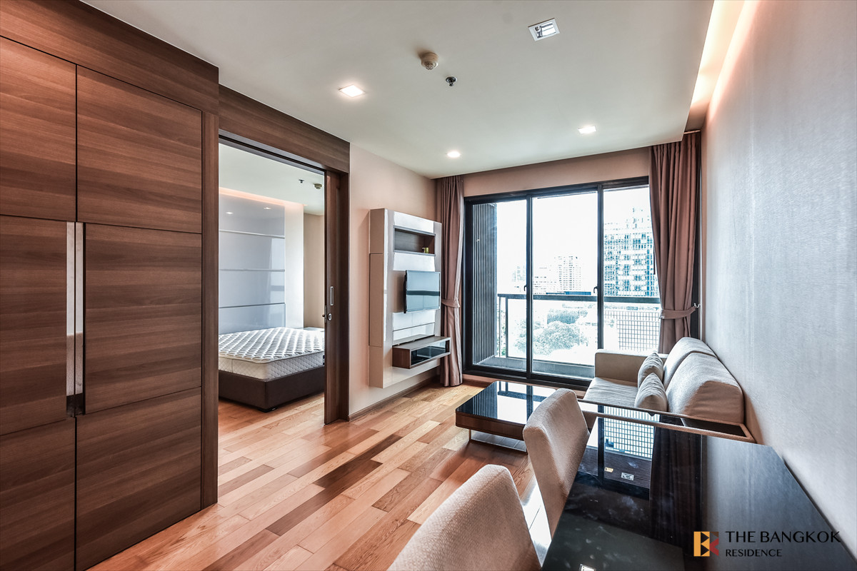 For RentCondoSathorn, Narathiwat : 📌 Hot Deal‼️ For Rent – ​​Spacious Unit at a Great Price, Move-in Ready ✅ The Address Sathorn 12 By Aimee 065-820-8476 (Call Now)