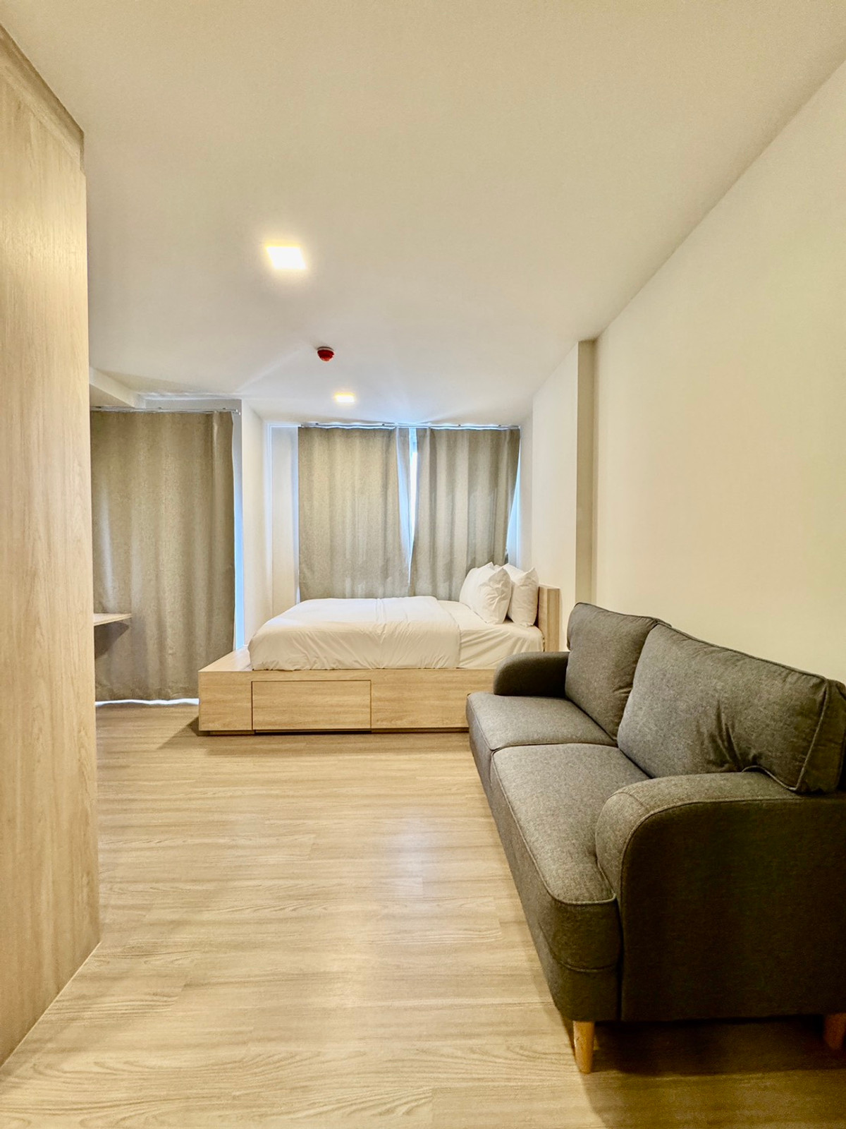 For RentCondoSamut Prakan,Samrong : For rent ✨ THE MUVE Sukhumvit 107 ✨ Fully furnished and equipped with appliances. New project, ready to move in, near BTS Bearing.