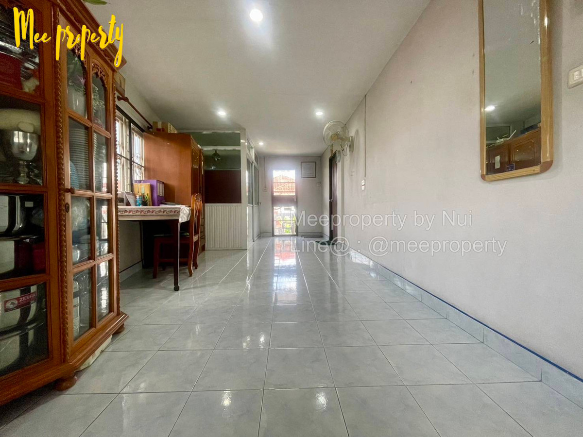For SaleHousePhutthamonthon, Salaya : 🚨 #2-storey detached house for sale #Corner plot!! Golden opportunity, dont miss it! 🚨Size 36.8 square meters 💥 💥 Usable area 140 square meters! Phra Pin Village 2 Boromarajonani 68 ME-219