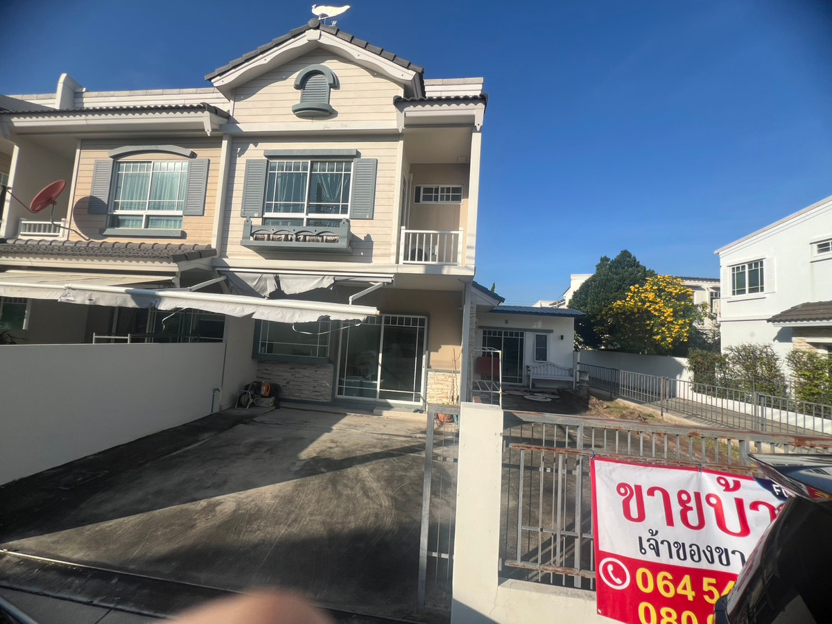 ขายทาวน์โฮมสมุทรปราการ สำโรง : ขาย ทาวน์โฮม อินดี้2บางนา กม.7 หลังมุม มีพื้นด้านข้างต่อเติมครัวแล้ว