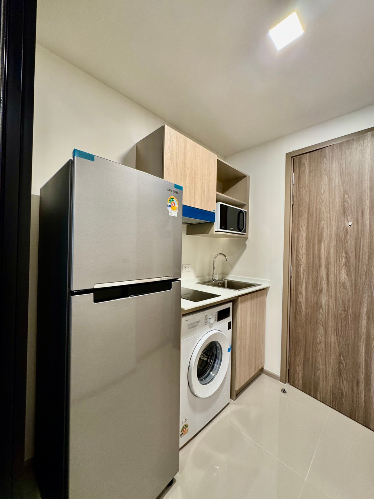 For RentCondoSamut Prakan,Samrong : For rent ✨ THE MUVE Sukhumvit 107 ✨ Fully furnished and equipped with appliances. New project, ready to move in, near BTS Bearing.