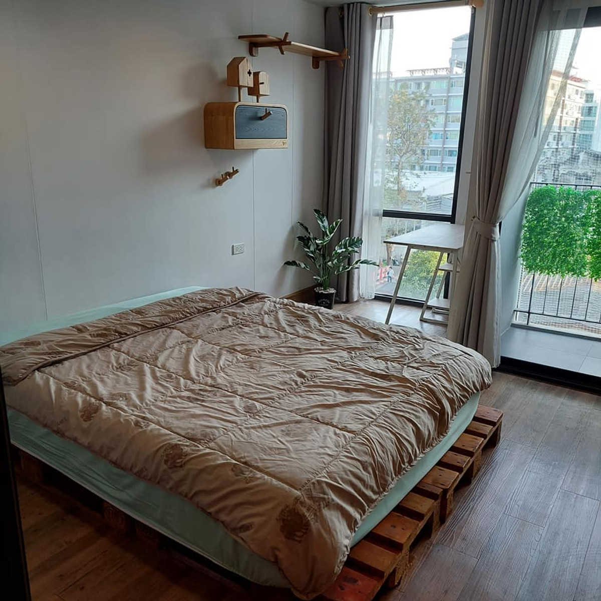 For SaleCondoRatchadapisek, Huaikwang, Suttisan : WIRE RATCHADA 19 / Studio (SALE WITH TENANT), Wire Ratchada 19 / Studio (Sale with tenant) TARN111