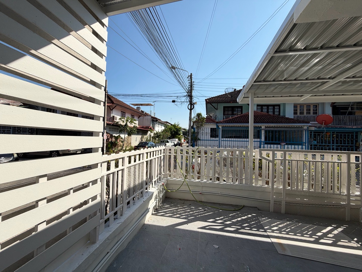 ขายทาวน์โฮมนนทบุรี บางใหญ่ บางบัวทอง : 🏠ขายทาวน์เฮ้าส์รีโนเวท 24 ตร.วา. หลังมุม 2ชั้น 3นอน บ้านพฤกษา3 บางบัวทอง