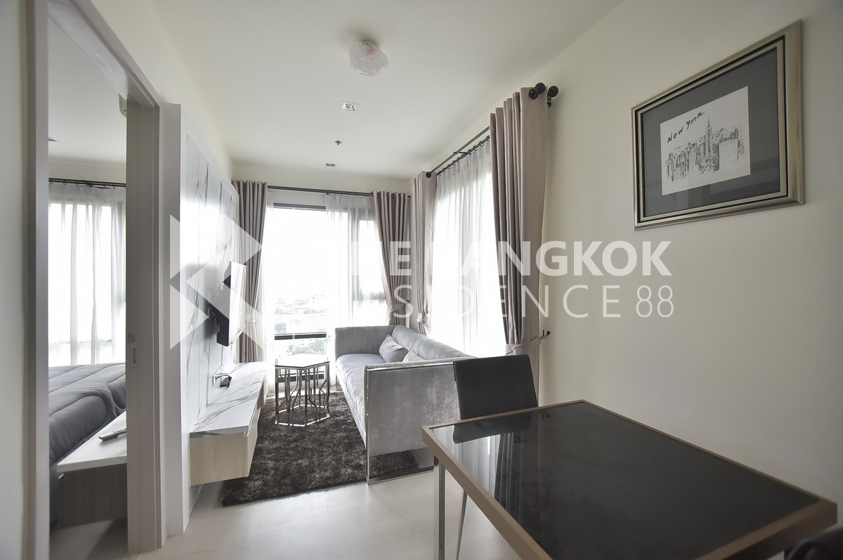 CondoSukhumvit, Asoke, Thonglor : ✨ ✨ ✨ Urgent for rent 🌆 🌆 ✨ ✨ ✨ RHYTHM Sukhumvit 36-38✨ ✨ ✨