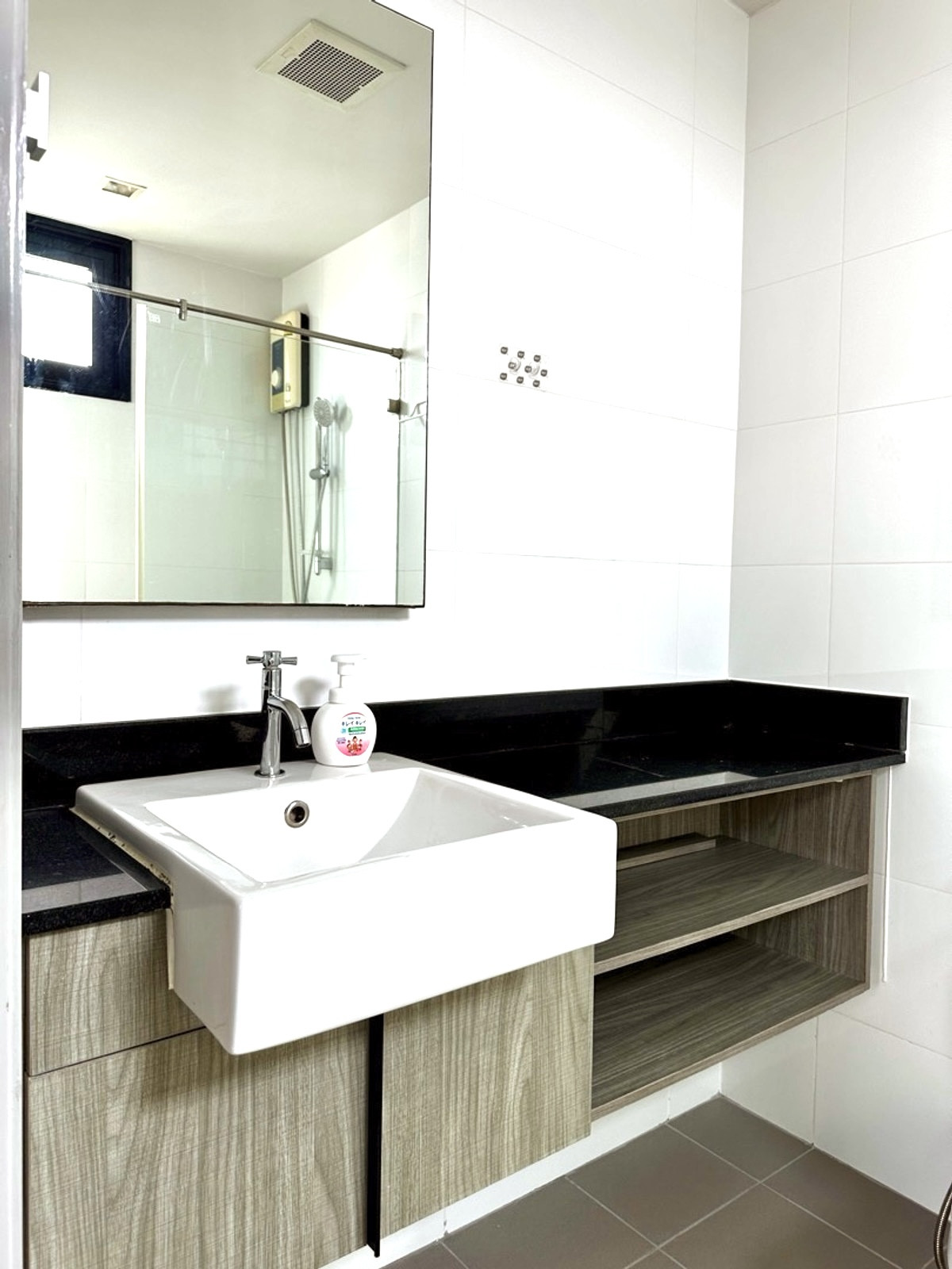 ขายคอนโดลาดพร้าว เซ็นทรัลลาดพร้าว : 🔥 ขายด่วน 🔥 ขาดทุน ห้องมุม ห้องสวย กว้าง Call 0619824959