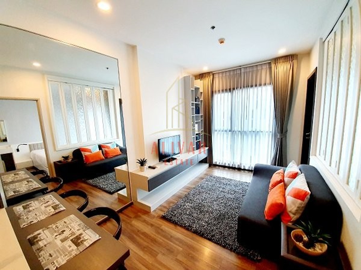 For RentCondoOnnut, Udomsuk : RC118825 Condo newly renovated for rent at WYNE SUKHUMVIT, Only 300 meters from BTS Phrakanong