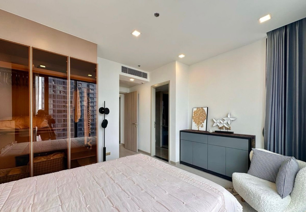 For SaleCondoRama9, Petchburi, RCA : For sale: One Nine Five Asoke - Rama 9, beautiful, fully furnished, high floor, near MRT Rama 9. If interested, contact Line @841qqlnr