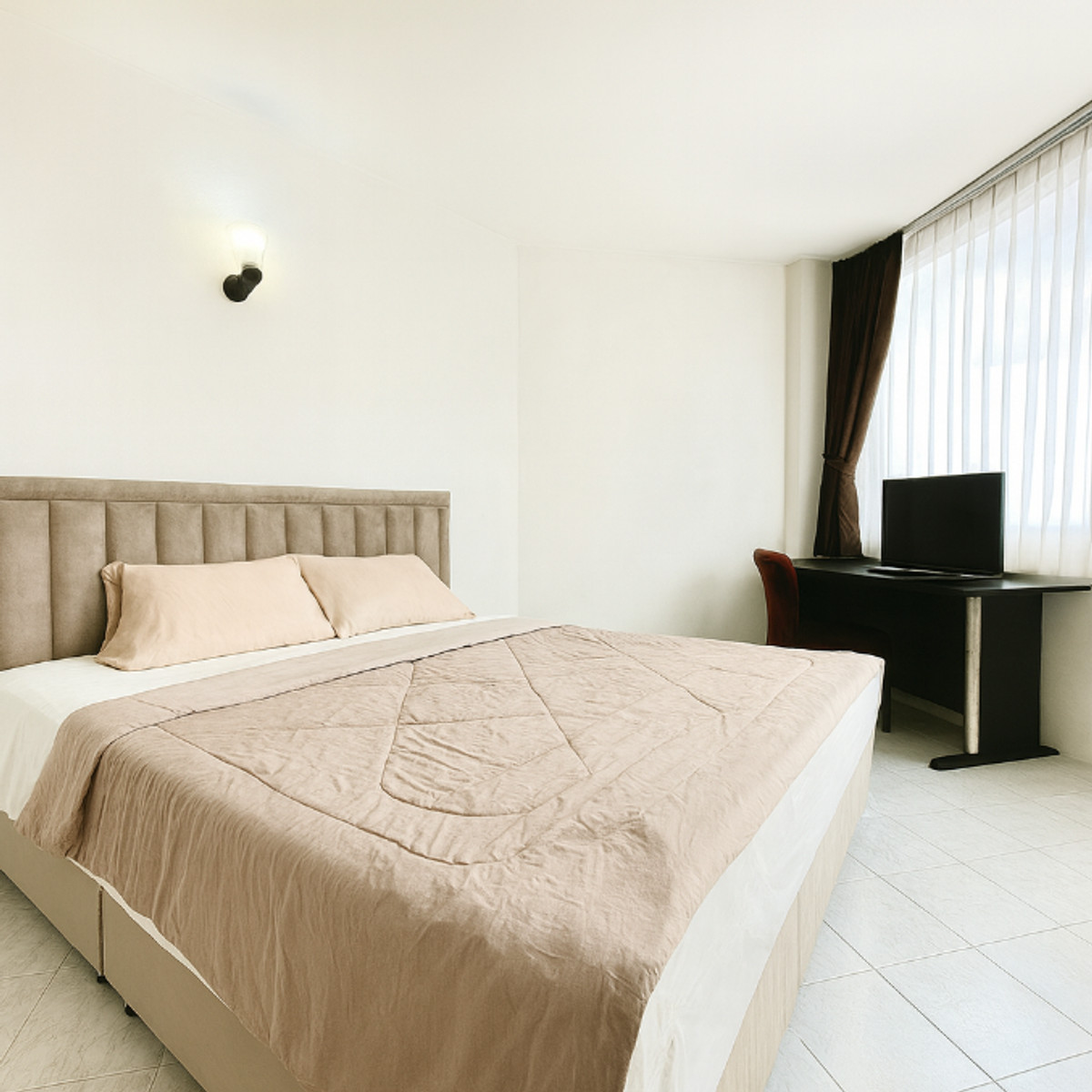 For RentCondoKasetsart, Ratchayothin : Supalai Park Phahon 60 sq.m. Please add LINE ID @806qphgn o8415o5483 