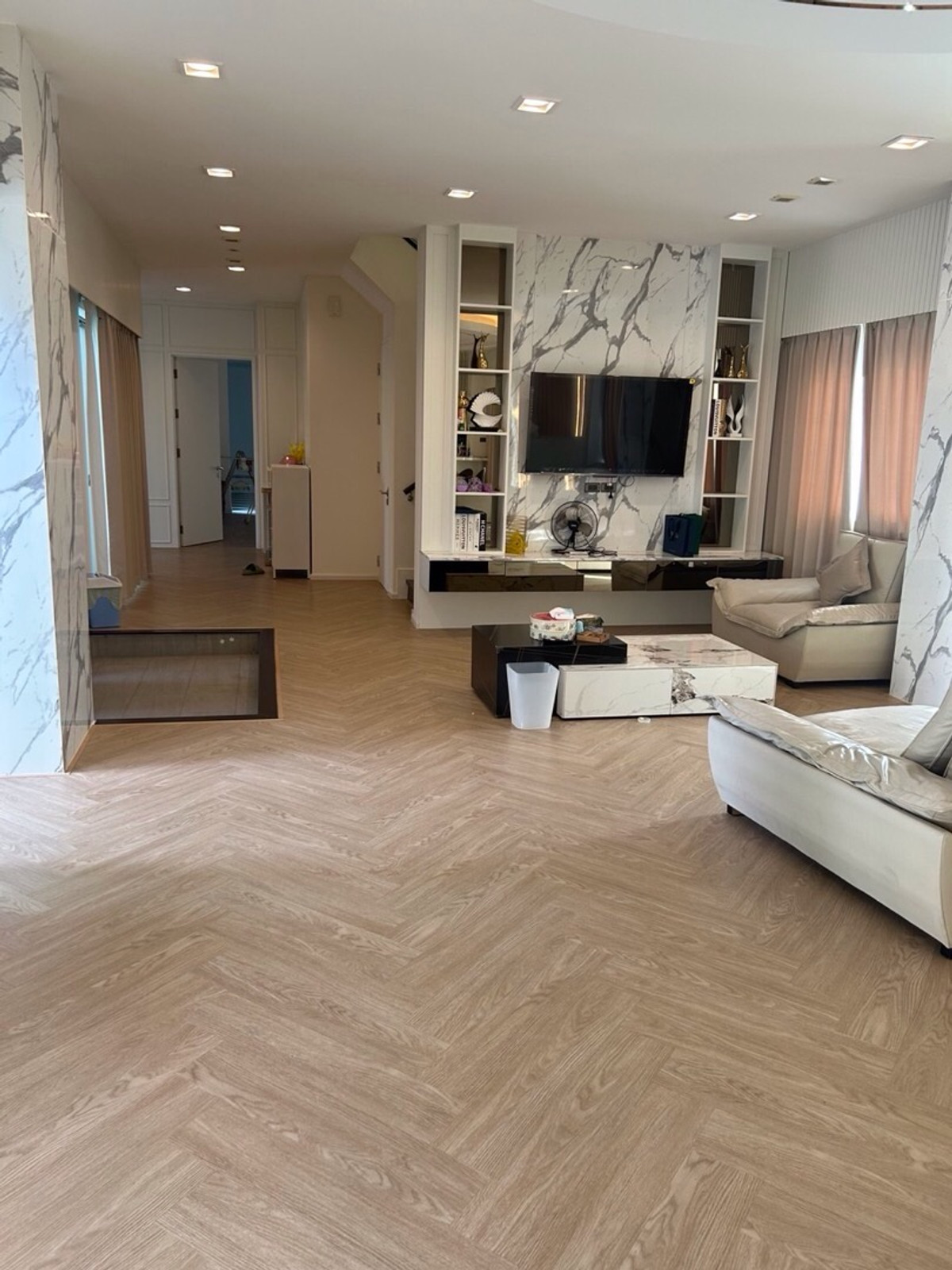 บ้านมีนบุรี-ร่มเกล้า : ขายและให้เช่า เพอเฟคเพลส Masterpiece Century รามคำแหง164 เนื้อที่250ตารางวา