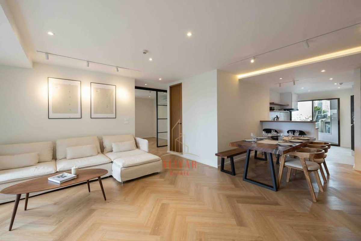 ให้เช่าคอนโดสุขุมวิท อโศก ทองหล่อ : RC119425 Condo 3 BED for rent at Richmond Palace สุขุมวิท 43-47 ใกล้ BTS พร้อมพงษ์