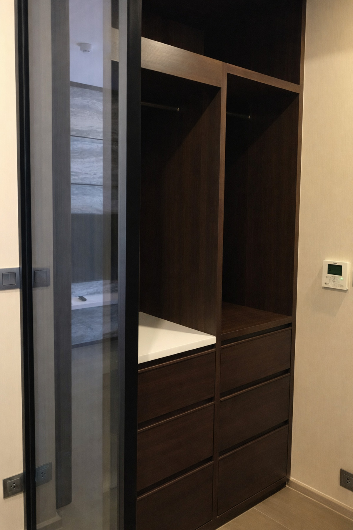 For RentCondoSukhumvit, Asoke, Thonglor : For rent Ashton Asoke, beautifully decorated room, ready to move in, elegant, beautiful view.