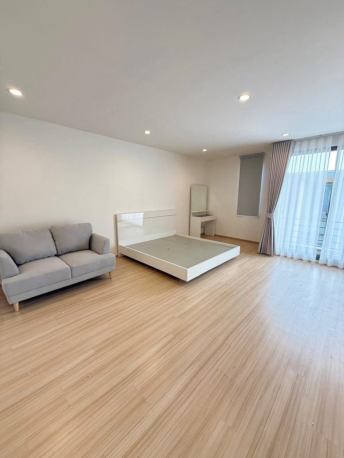 For RentTownhomePattanakan, Srinakarin : Townhouse for rent 📍 Shizen Phatthanakan 32 📍 3 bedrooms, 4 bathrooms, fully furnished and equipped with appliances