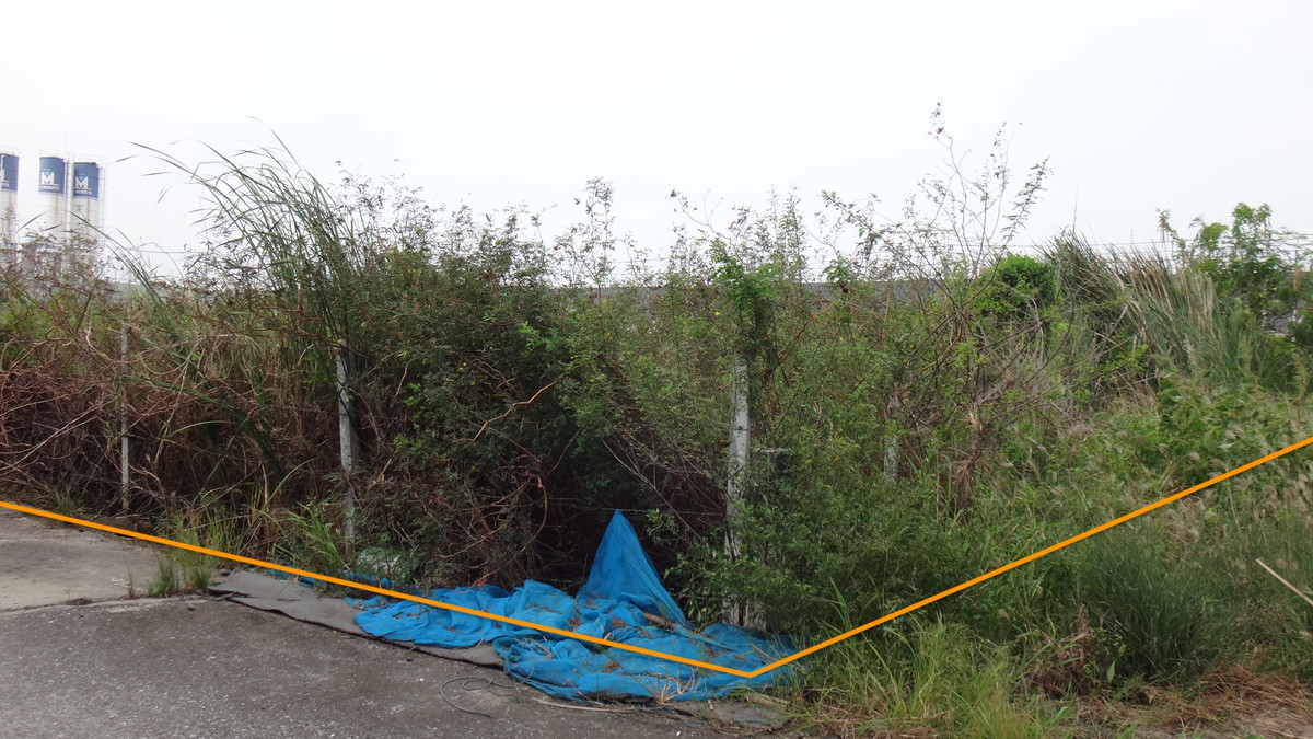 For SaleLandSamut Prakan,Samrong : 3 rai of vacant land for sale – potential location in the purple zone, suitable for building a factory/warehouse. Road along the Suvarnabhumi Water Canal