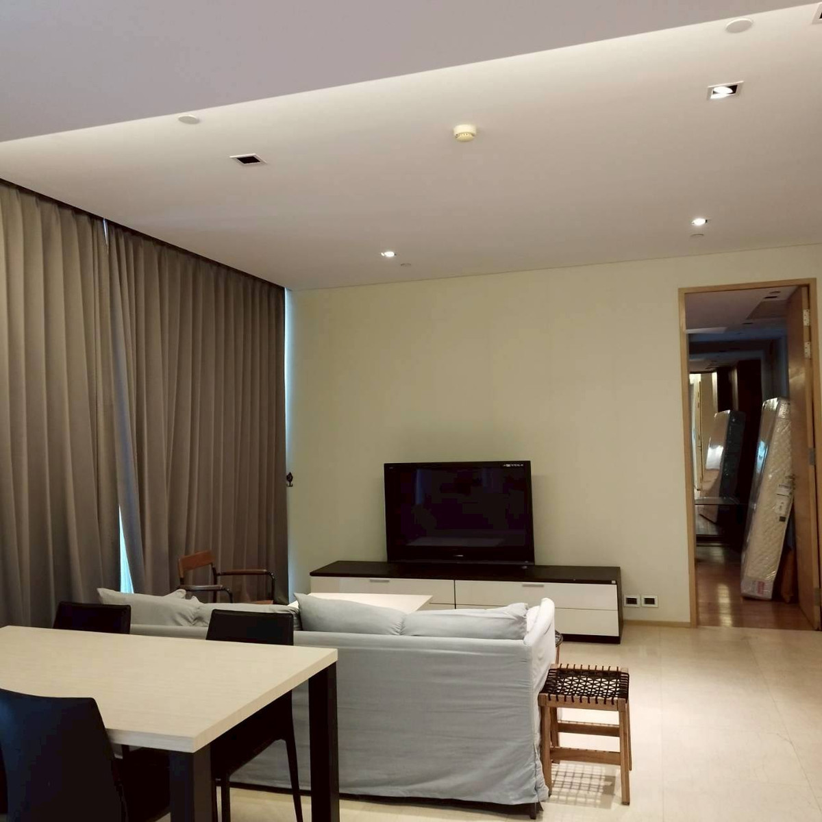 For SaleCondoSilom, Saladaeng, Bangrak : For Sale!! Best Price!! Stunning Luxury Saladaeng Residence MD-25059352