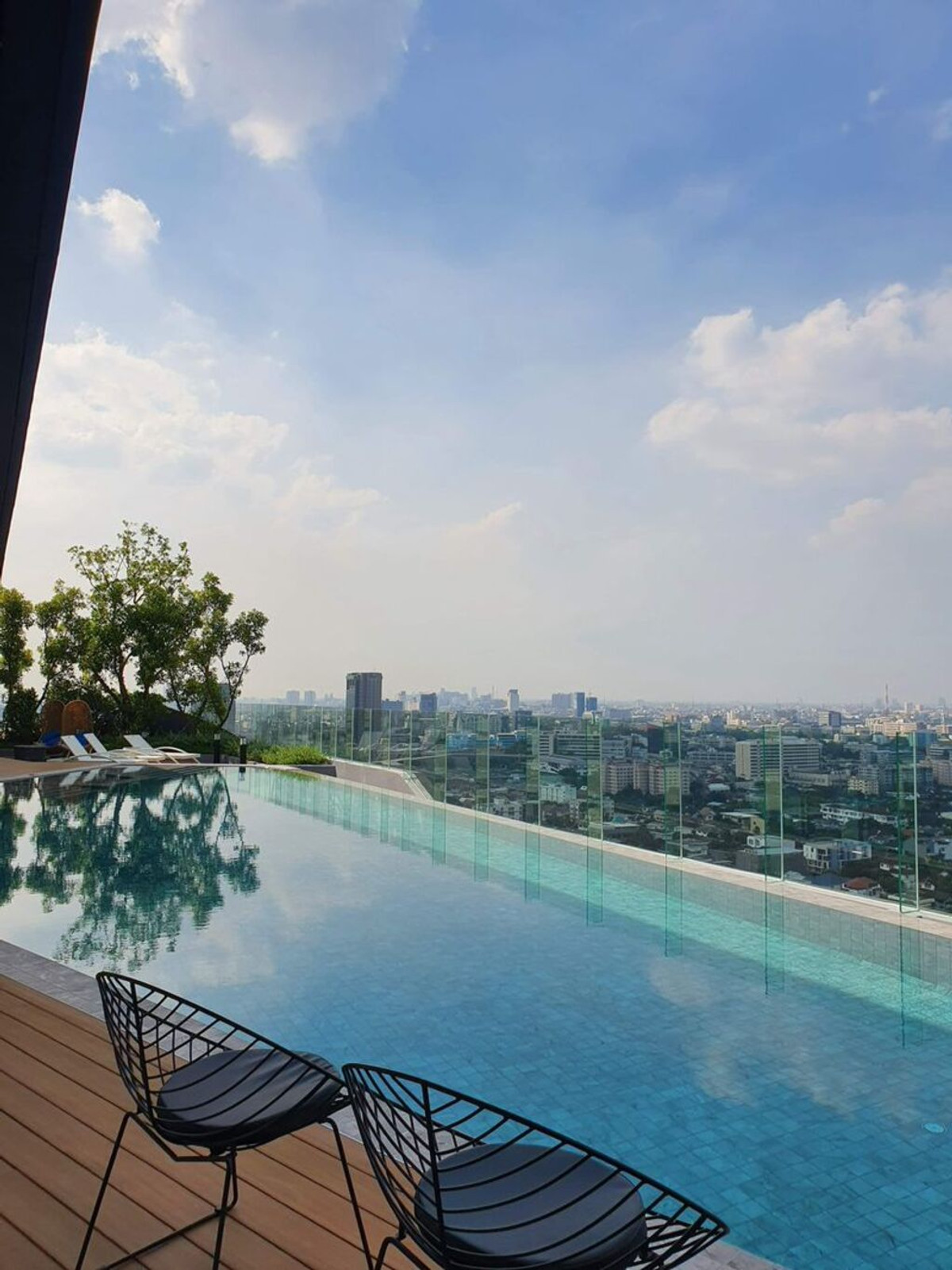 For RentCondoKasetsart, Ratchayothin : For Rent Chewathai Kaset-Nawamin Unit 38/209 (Available 1/1/69)