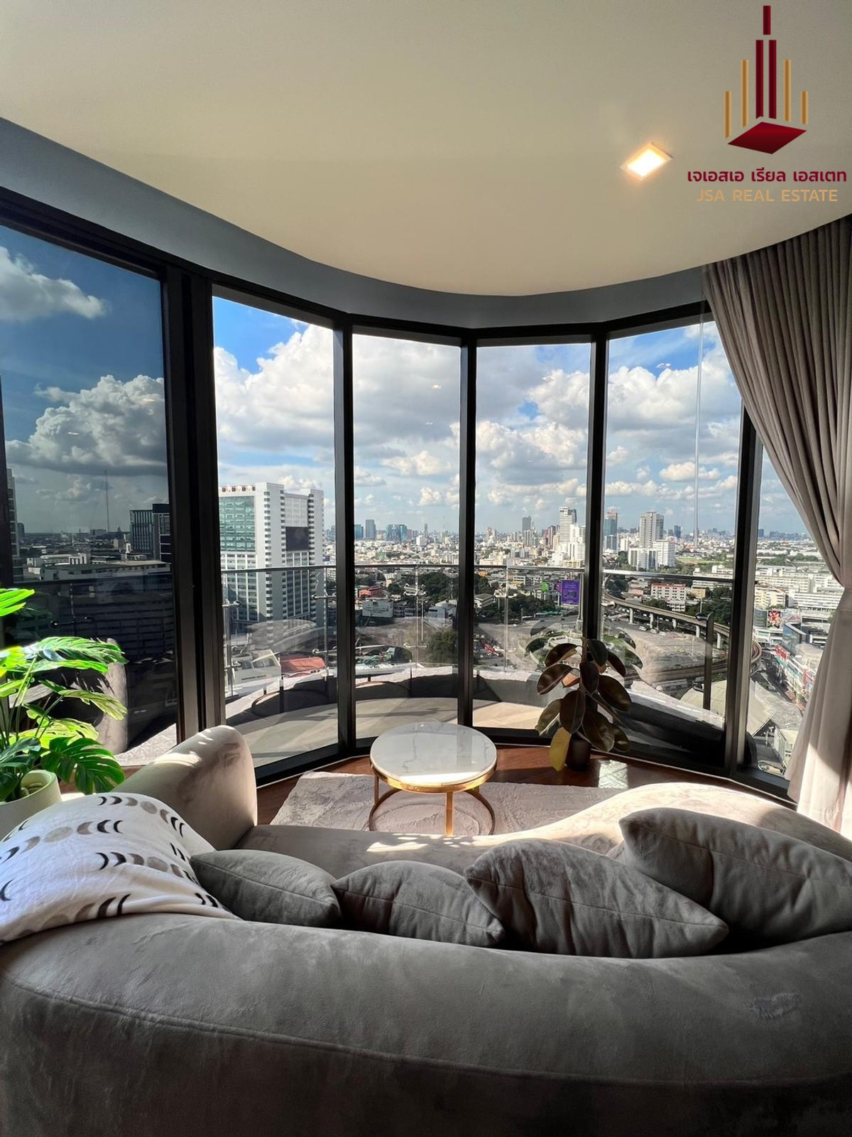 ขายคอนโดอารีย์ อนุสาวรีย์ : ✨ ขาย Ideo Q Victory ราคา 12.5 M ห้อง 1B/1B