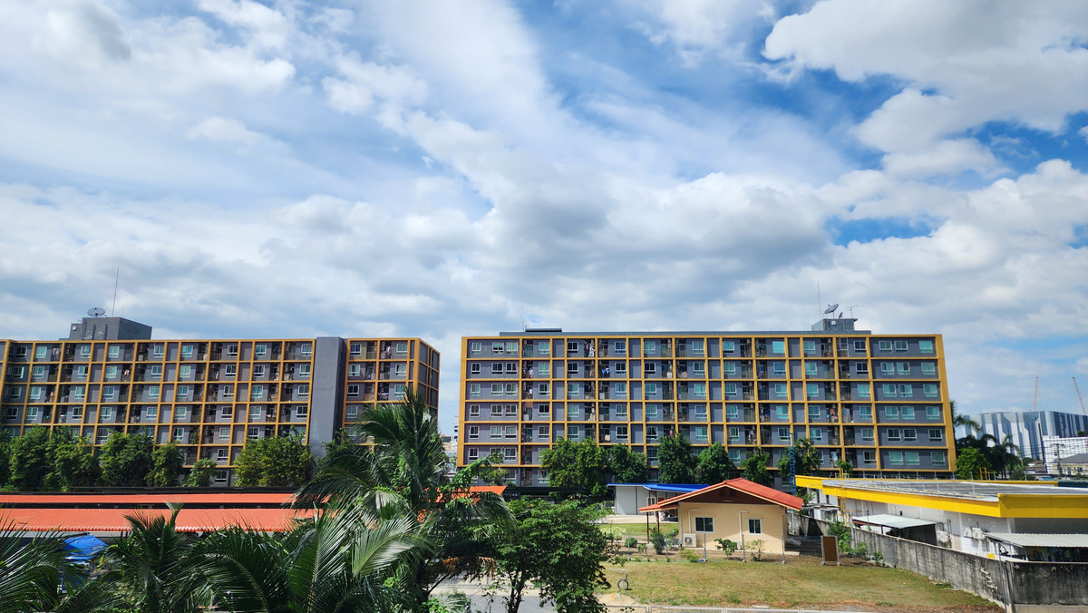 For SaleCondoRamkhamhaeng, Hua Mak : Condo for sale in new condition Perfect function, quiet room, ready to move in, best price in the project. Excellent Hua Mak location