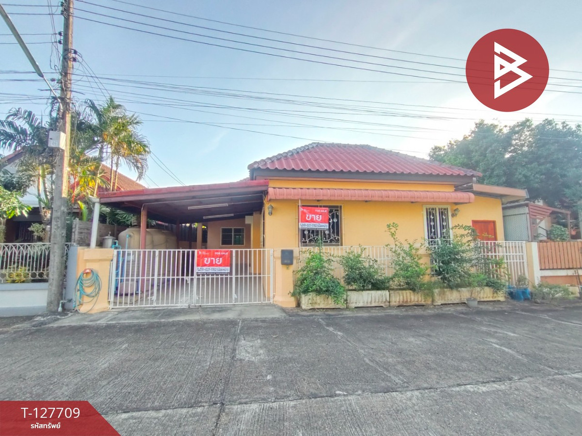 For SaleHouseUttaradit : Single house for sale Thongpaichit Park View Village, Tha It, Uttaradit