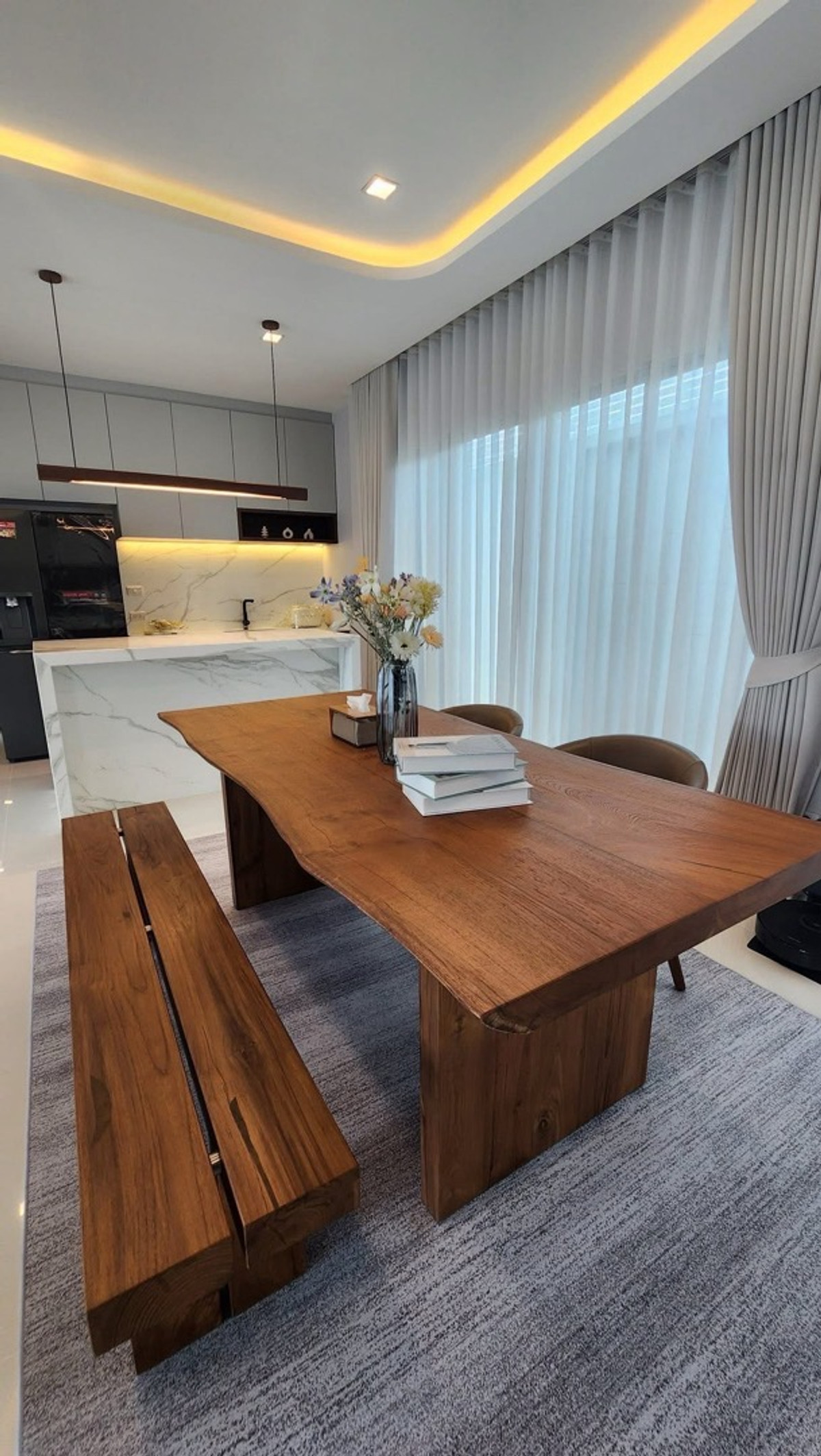 ให้เช่าบ้านเสรีไทย-นิด้า : ให้เช่า บางกอก บูเลอวาร์ด ซิกเนเจอร์ ลาดพร้าว เสรีไทย ใกล้นิด้า 4 นอน ตกแต่งหรู 