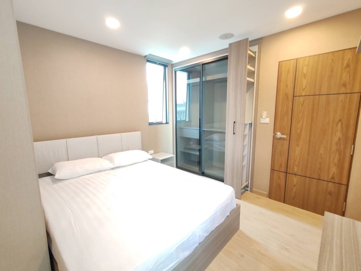 For SaleCondoSathorn, Narathiwat : For Sale The Cube Urban Sathorn-Chan beautiful room fully furnished, close to business areas, convenient travel.