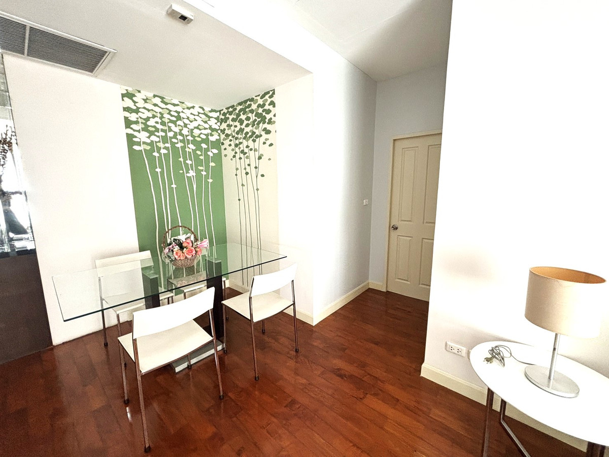 For RentCondoSukhumvit, Asoke, Thonglor : Ultimate Living in the Heart of Phrom Phong – Spacious 2BR at Siri Residence Sukhumvit 24 ✨